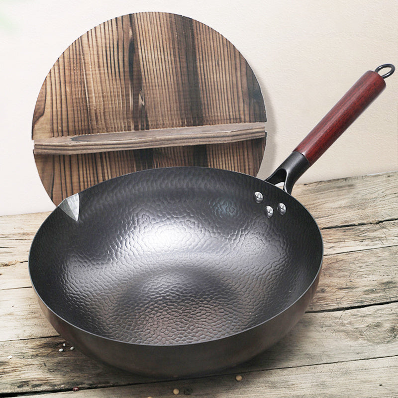 Iron Pan Traditional Iron Wok Handmade - Icatchingstuff.com